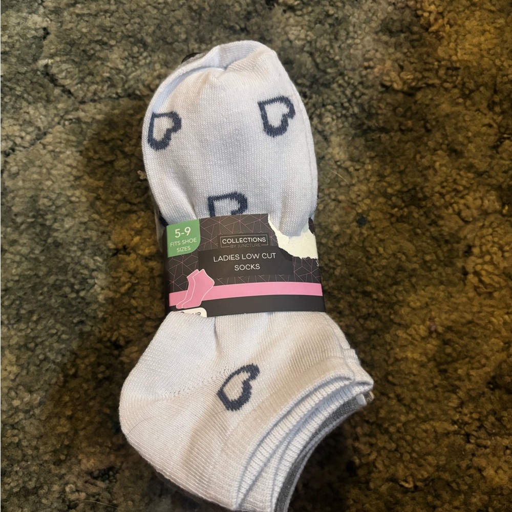 10 pair of colorful socks fits shoes sizes 5-9 women’s